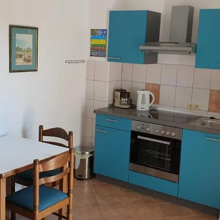 Roglic Apartman Rab Town