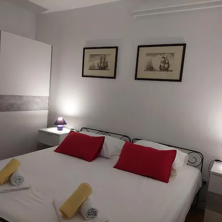Roglic Apartment Rab Town